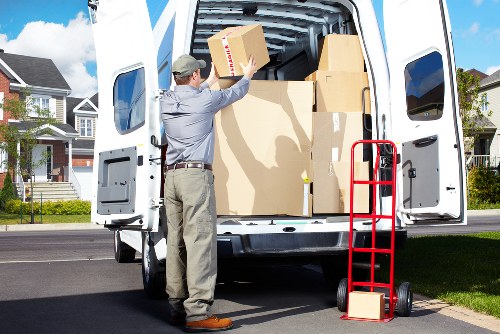 Professional man and van service for residential and commercial transport